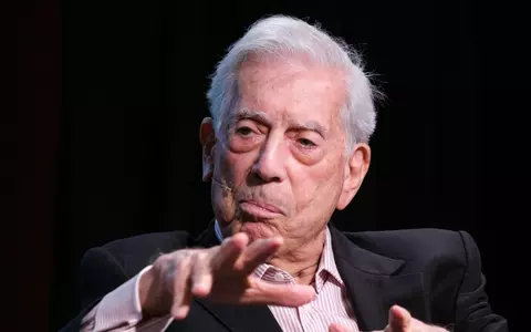 Mario Vargas Llosa a murit la 89 de ani. Laureatul Premiului Nobel pentru Literatură va fi incinerat: „Opera sa va rămâne o moștenire durabilă pentru viitoarele generații”
