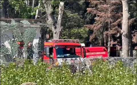 Explozie urmată de incendiu la un laborator pentru muniţie şi armament din Pantelimon. O femeie de 47 de ani a fost găsită carbonizată
