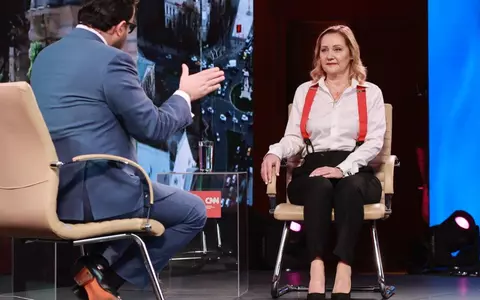 Tatăl Elenei Lasconi se află la terapie intensivă: "I-aș fi pupat mâinile dacă era aici, mama a trecut prin niște momente foarte grele, nu doar cu mine"
