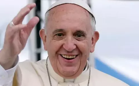 Papa Francisc, o viață dedicată credinței, păcii și compasiunii. Cum a ajuns preot din tehnician chimist, faptele prin care a impresionat omenirea și controversele în care a fost implicat