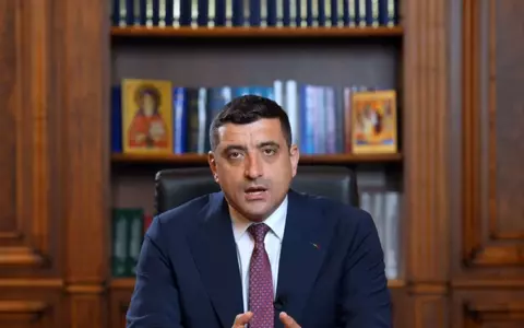 George Simion, mesaj în limba engleză după ce a pierdut alegerile: "Nu putem acuza o manipulare semnificativă a buletinelor de vot. A câștigat cu un milion de voturi în plus”