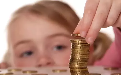 Când vor primi copiii alocațiile în luna mai