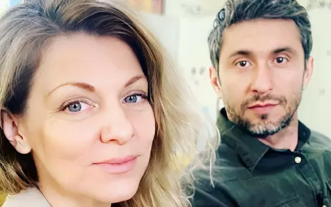 Cum au decis Dana Nălbaru și Dragoș Bucur să se mute la țară și cum arată viața lor acum: „Avem 9 găini, 5 câini, un porc, un iepure și o pisică. Suntem puțin depășiți de situație”. Sunt vecini cu Bodo de la Proconsul / EXCLUSIV
