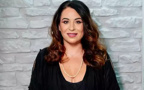 Ce semne primește Oana Roman de la regretata Mioara Roman: „Anul acesta a fost pentru prima dată, după 19 ani, când tata a venit la ziua mea. A fost cu lacrimi, pentru că nu mai era mama” / EXCLUSIV