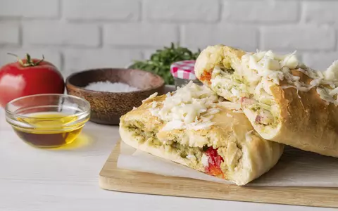 Rețetă de Stromboli. Cum să pregătești acasă pizza rulată, un preparat italian delicios