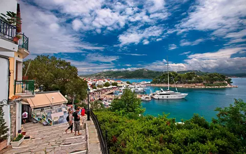 Vacanța în Skiathos pentru familii: activități și locuri de vizitat cu copiii