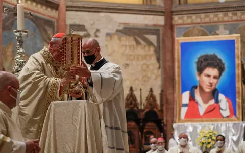 Papa Leon îl va canoniza pe tânărul supranumit "influencerul lui Dumnezeu". Cine a fost Carlo Acutis, care a murit la vârsta de 15 ani