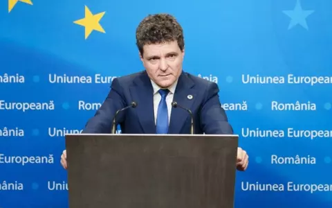 Nicuşor Dan, despre tăierea burselor: "E anormal să numeşti de merit ceea ce iau 30% dintre elevii din sistem"/ Studenții au ieșit în stradă