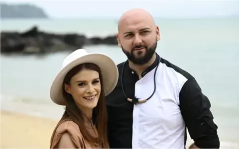 Alex, văduvul Teodorei Marcu, și Larisa Lupu, fosta soție a ucigașului, s-au îmbrățișat în sala de judecată. Ordinul de protecție împotriva lui nu a fost prelungit