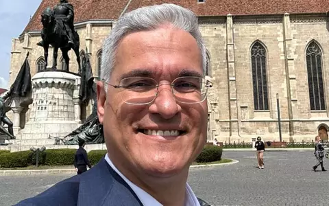 Cine este Dragoș Pîslaru, ministrul Fondurilor Europene. Este economist, fost cadru universitar, fost ministru în guvernul Cioloș și europarlamentar