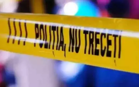 O elevă de 15 ani din Hunedoara a încercat să se sinucidă înainte de Evaluarea Națională. Fata s-a aruncat de la etajul doi al școlii: „După orele de curs”
