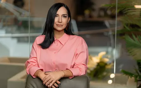 De la breaking news în inima unei corporații globale. Emma Zeicescu, Director de Comunicare Philip Morris România: "A fi femeie lider înseamnă echilibru între empatie și fermitate"