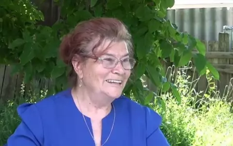 Povestea impresionantă a unei pensionare care a luat BAC-ul la 75 de ani: "Dorința de a visa nu are vârstă". S-a recăsătorit la 67 de ani și a reînceput să conducă după trei decenii