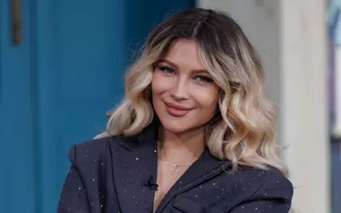 Lora a suferit enorm când și-a pierdut mama și a lansat o afacere cu cosmetice în memoria ei: ”O simt, dar nu o visez niciodată. Dacă aș visa-o, aș considera că mă avertizează de ceva” / EXCLUSIV