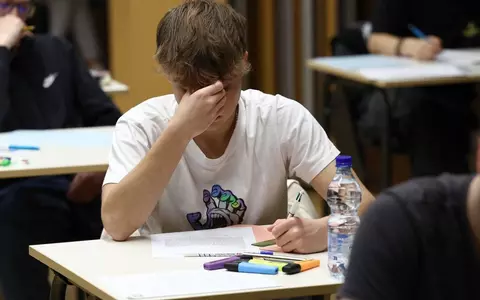 Subiectele la Matematică de la Evaluarea Națională 2025. Ce exerciții au avut de rezolvat elevii de clasa a VIII-a