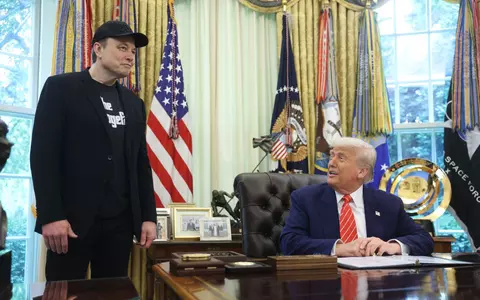 Donald Trump și Elon Musk, în război deschis: „E timpul să aruncăm bomba. Trump apare în dosarul Epstein” / Fostul finanţist Jeffrey Epstein a fost condamnat pentru trafic sexual și pedofilie