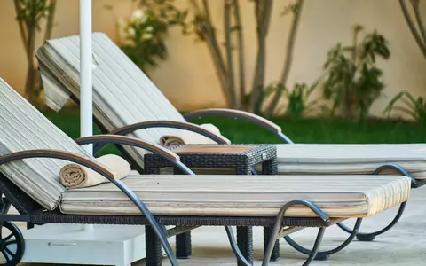Cum să-ți pregătești grădina pentru relaxare în zilele de vară