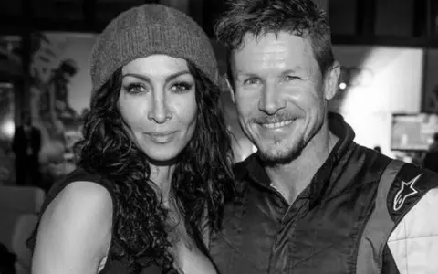 Mihaela Rădulescu și părinții lui Felix Baumgartner au angajat un avocat italian: "Trebuie să înțelegem ce s-a întâmplat și ce a provocat prăbușirea"/ Ce au aflat anchetatorii urmărind ultimele imagini cu sportivul