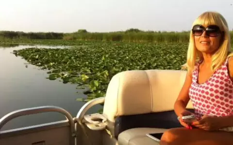 Elena Udrea a plecat în prima vacanță după ce a fost eliberată condiționat, alături de Adrian Alexandrov și fetița lor. Ce destinație au ales