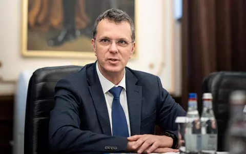 Ministrul Apărării, declarații despre război și armata obligatorie în România: "E absolut iresponsabil să sperii lumea în halul ăsta!"/ De ce au fost văzute avioane militare pe litoral