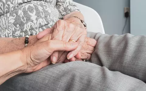 Cine sunt pensionarii din România care pierd câte 500 de lei lunar, începând cu 1 august 2025