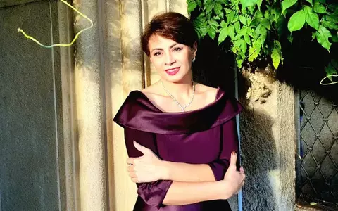 Cum își menține silueta Adriana Antoni și ce pont i-a dat Irina Loghin: ”Încerc, cât sunt acasă, să consum alimente bio”. Ce produse pentru îngrijirea pielii preferă / EXCLUSIV