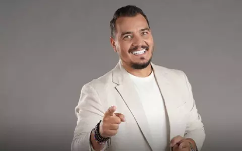 Bursucu se întoarce în televiziune, după ce și-a dat demisia de la Kanal D. Cu ce post TV a semnat și ce emisiune prezintă: „Toată țara trăiește la cote înalte show-ul fenomen”