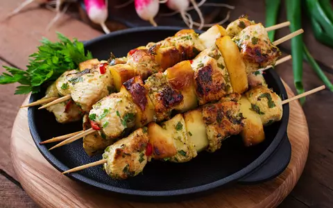 Rețetă de Chicken Satay sau frigărui thailandeze. Se prepară foarte simplu