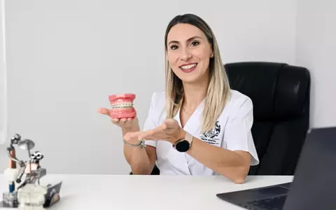 Ai dinți strâmbi? Află de la Dr. Matiz Daiana cum aceștia îți pot afecta sănătatea orală