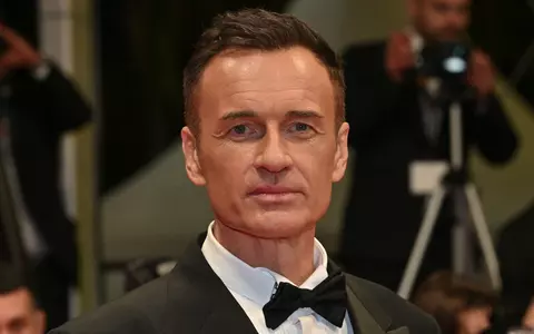 A murit Julian McMahon, actorul cunoscut din serialele „Charmed” și „Nip/Tuck”. Avea 56 de ani și era diagnosticat cu cancer: „Prea devreme, prea nedrept”