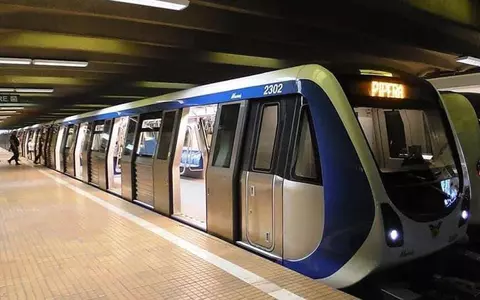 Transportul public din București se scumpește din nou. Cât vor costa biletele STB, călătoria și abonamentele de metrou