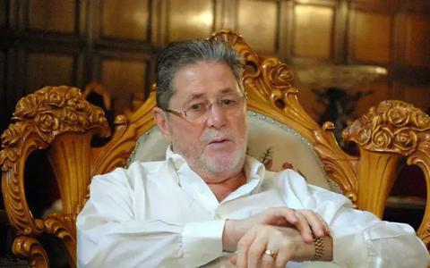 Cornel Dinu se confruntă cu probleme grave de sănătate, dar și cu depresia, după moartea soției: "Îmi aştept sfârşitul. Am peste un an și jumătate de când n-am mai ieșit din casă"