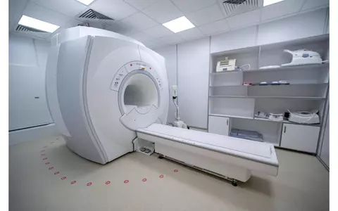 Când sunt recomandate investigațiile de tip PET-CT și scintigrafie?