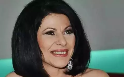 Elena Cârstea, imagine fabuloasă în pantaloni scurți, la 63 de ani: "Am început să arăt a om". Artista regretă că nu a fost invitată la Festivalul Mamaia