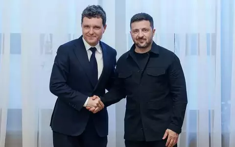 Volodimir Zelenski i-a mulțumit lui Nicușor Dan pentru sprijinul oferit Ucrainei de România: "Livrările de echipament defensiv sunt vitale pentru protejarea orașelor noastre"