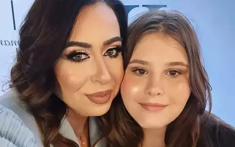 Oana Roman și-a amânat operația de abdominoplastie pentru că nu are cine să stea cu fiica ei: "Eu nu pot să fiu la pat nici măcar o zi. Nu am pe nimeni, și atunci familia nu există"