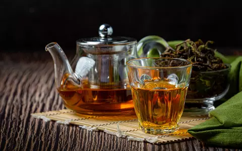Ceaiul-minune care arde grăsimile fără dietă sau sală. Are nenumărate beneficii și pentru sănătate