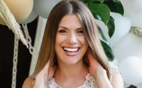Cine este Tily Niculae. Avea 16 ani când a debutat în serialul "La Bloc", are doi copii și a divorțat după 15 ani de căsnicie