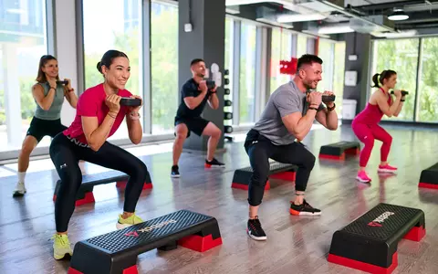 Efectul J.Lo: sala a devenit trending topic în România. Acum e momentul să începi C-Core sau Glutes, la World Class România.