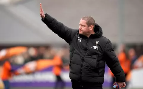 Antrenorul englez Matt Beard a murit la vârsta de 47 de ani: "A fost un soț, un tată, un fiu, un frate și un unchi iubitor" / A câștigat Premier League cu echipa Liverpool