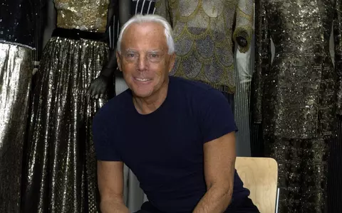 A murit Giorgio Armani! Acum câteva zile, creatorul de modă italian, în vârstă de 91 de ani, a verificat personal toate ținutele colecției aniversare de 50 de ani