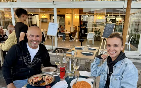 Mihai Mitoșeru a cerut-o în căsătorie pe Alexandra și pleacă în Italia să sărbătorească împreună cu soacra: ”Lucrăm la copil, dar nu ne stresăm”/ EXCLUSIV