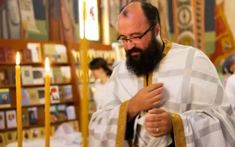 Preotul Visarion Alexa, condamnat definitiv la închisoare cu suspendare, după ce a agresat sexual o enoriaşă. Ce pedeapsa a primit