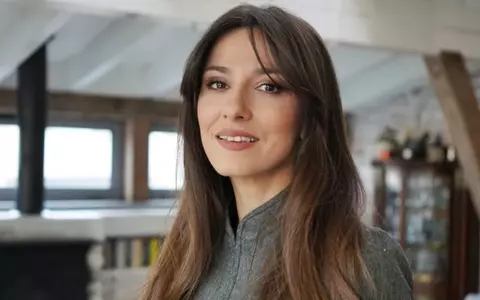 Dana Rogoz, despre cea mai jenantă situație din viața ei: "Am căzut în fața lui Ion Iliescu. M-au luat clovnii de pe jos!"