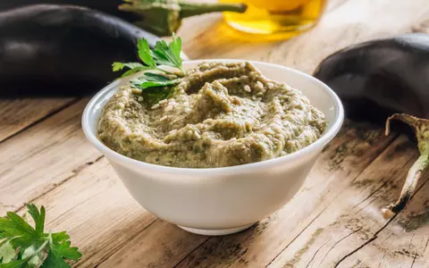 Cum să prepari salata de vinete ca să nu aibă gust amar. Trucul simplu care face diferența