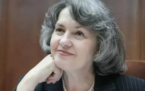 Cum arată Mona Muscă la 76 de ani. Fostul ministru al Culturii s-a retras din viața publică în 2007, dar aseară a fost la un eveniment monden: "Este o decizie definitivă și nu revin asupra ei"