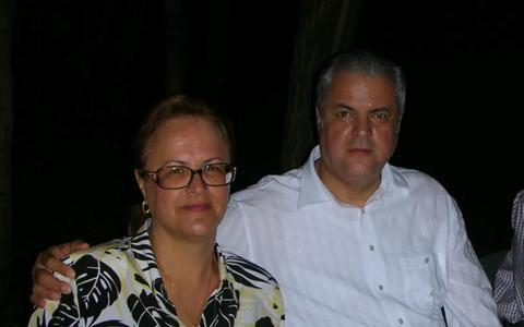 A murit Dana Barb, sora lui Adrian Năstase. Mesajul fostului premier: "A suferit mult în viață. Inclusiv pentru mine, în vremea dosarelor si a închisorilor"