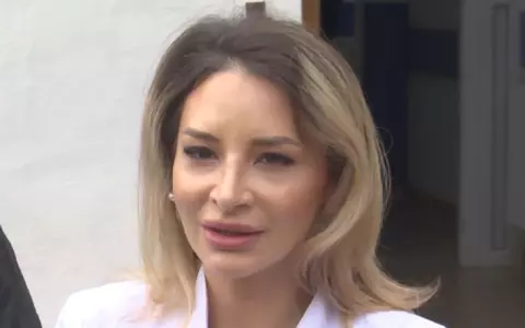 Ultimele imagini cu Ştefania Szabo. Cu o zi înainte să fie găsită moartă în camera de gardă, doctorița a susținut o conferință de presă