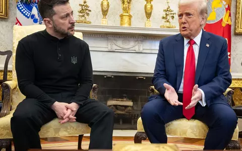 Donald Trump și Volodimir Zelenski, "ceartă cu țipete" la Casa Albă. Președintele SUA, care "a înjurat tot timpul", l-a îndemnat să accepte condițiile Rusiei: "Dacă Putin vrea, te va distruge"