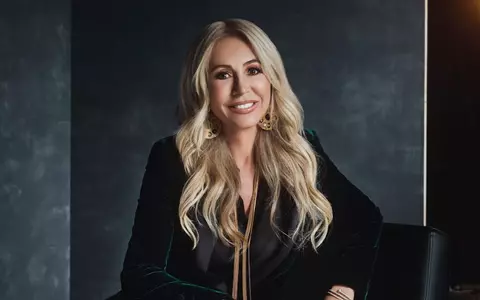 Cum a reușit Anastasia Soare să-și construiască, prin forțe proprii, un imperiu de aproape un miliard de dolari și ce carte a lansat: ”Am cunoscut un succes pe care nu mi l-aș fi imaginat vreodată”